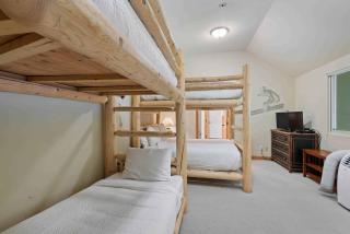 Highlands Westview 308 by East West Hospitality - 3