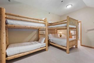 Highlands Westview 308 by East West Hospitality - 1