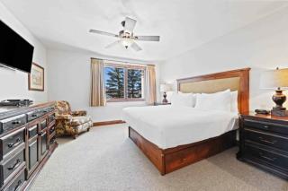 Kiva 221 by East West Hospitality - 2
