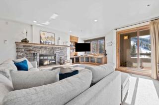 Kiva 221 by East West Hospitality - 8