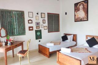Emel's Retreat - 2