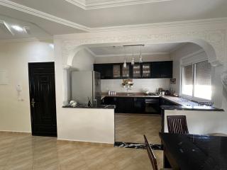 Kenitra Bright and Airy Apartment - Kenitra - 8