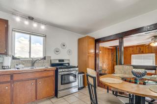 Family-Friendly Albuquerque Home Near Rio Grande! - Albuquerque - 2
