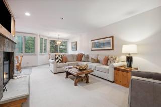 Kiva 329 by East West Hospitality - 8