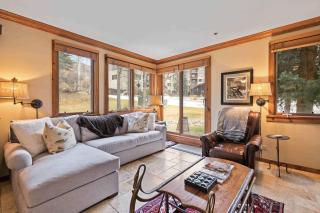 Kiva 235 by East West Hospitality - 0