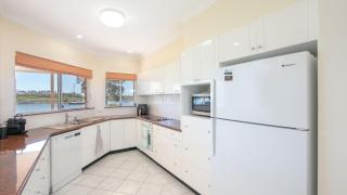 Waterside Escape - Yamba - 6