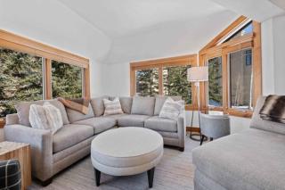Kiva 436 by East West Hospitality - 7