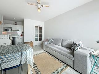 Appartement avec balcon, proche des plages et commerces - FR-1-361-89 - Granville - 9