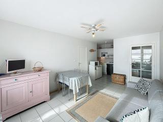 Appartement avec balcon, proche des plages et commerces - FR-1-361-89 - Granville - 4