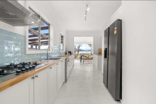 Sea Breeze Escape - Pet-Friendly Escape - Book 3, Pay for 2! - Greenwell Point - 5