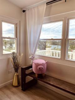 Lagoon Luxe Retreat - 2