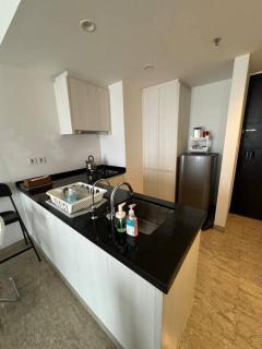 1BR with 3Beds BRANZ BSD Premium apt ICE and Prasmul - no facility - Cilandak - 2