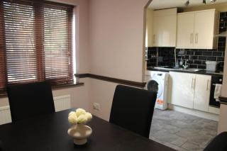 Fabulous 3 bed house - Stifford - 2
