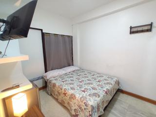 Confortable y Central Habitación a 1 cuadra de la playa Unisanandres 9A - 6