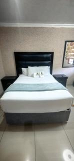 Princeville Guest Lodge - Soweto - 7