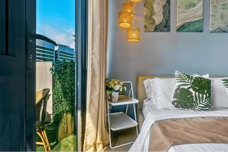 Luxury 3BR Near Airport Terminal 3 Beside Venice Mall Fast WiFi Free Pool and Gym - Manila - 6