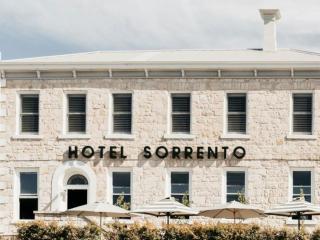 Sorrento Beach Cottages No. 2 - in the heart of Sorrento - 1