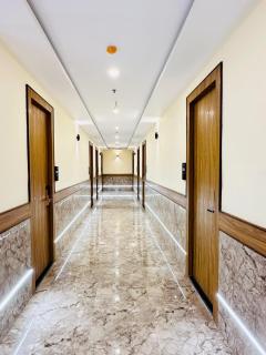 Hotel Breeze Bay BKC - Near US Embassy - 5