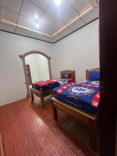 Para para cafe & cottage - Berastagi - 6