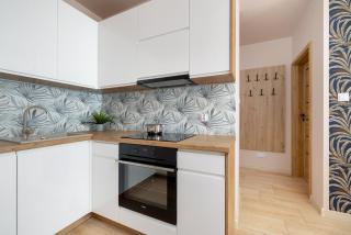 Nowoczesny Apartament z Parkingiem obok Centrum w Katowicach by Noclegi Renters - Katowice - 8