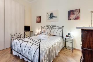 House of Flowers - Marti - 9