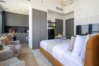 Frank Porter - Regina Tower - Dubai - 9