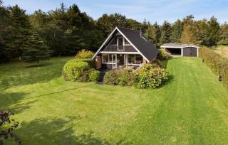 3 Bedroom Stunning Home In Højslev - 1