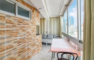 Amazing Apartment In Benidorm With Wifi - Benidorm - 6