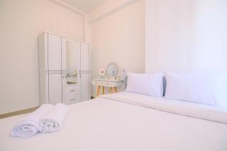 Comfort and Nice 2BR at Tokyo Riverside PIK 2 Apartment By Travelio - Rawalembang - 9