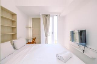 Comfy and Best Choice Studio Apartment Tokyo Riverside PIK 2 By Travelio - Rawalembang - 1