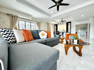 i Homes Villa 5 min to Town 5R5B 10-19 pax - Kampong Sengat - 0