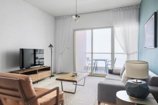 Blueground Greens city view furnished DXB-1533 - Dubai - 9