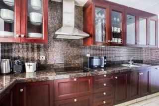 Blueground Reehan elevator pool garage DXB-946 - 3