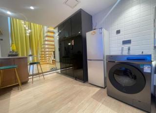 哲帆名宿 西永微电园龙湖高新天街Loft智能店 - 2