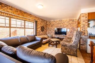 La Gratia House - Margate - 9