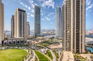 Blueground Dubai Creek Harbour pool gym DXB-1218 - Dubai - 4