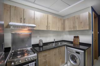 Blueground Marina pool gym DXB-104 - 5