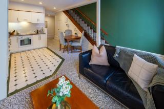 Beauty in the CBD - 1bed Free Parking Pool - Christchurch - 0