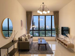 Veranda-2BR,4pax I 5mins to CIQ and KSL I Fast-Wifi - Johor Bahru - 0