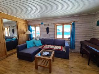 Peaceful property with spectacular sea view - Leknes - 6