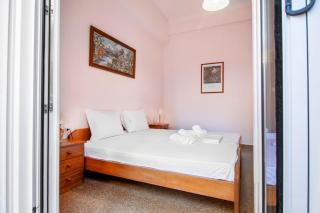 Vintage Charm Apt near Centre - Heraklio - 1