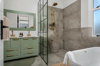 Designer Family Haven In The Heart Of Sea Point - Cape Town - 4