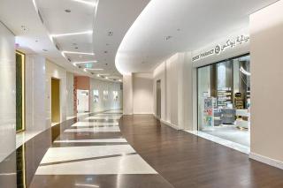 FIRST CLASS 2BR Elegance with Iconic Views - Dubai - 3