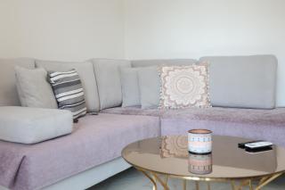 Stylish 2BR Retreat Near the Beach - Sarandë - 0