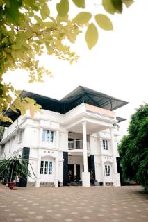 White Palace Ahirappilly - Athirappilly - 0