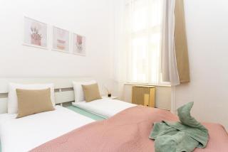 3BDR Spacious Stay Getaway Suite - 5