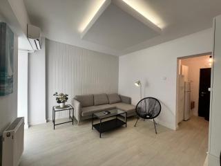LazyNest - Charming Apartment near Cismigiu Park - Bucarest - 5