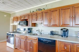 Holmes With a View Studio Millersburg Retreat! - Millersburg - 1