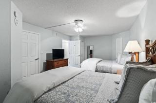 Spacious Luxurious 2B2B Ocean View Condo Sleeps 8 - Myrtle Beach - 7