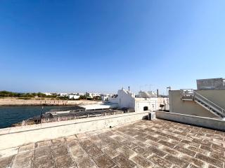 Elegant Seafront Villa - Whirpool, Parking, AC & WiFi - Villanova di Ostuni - 2